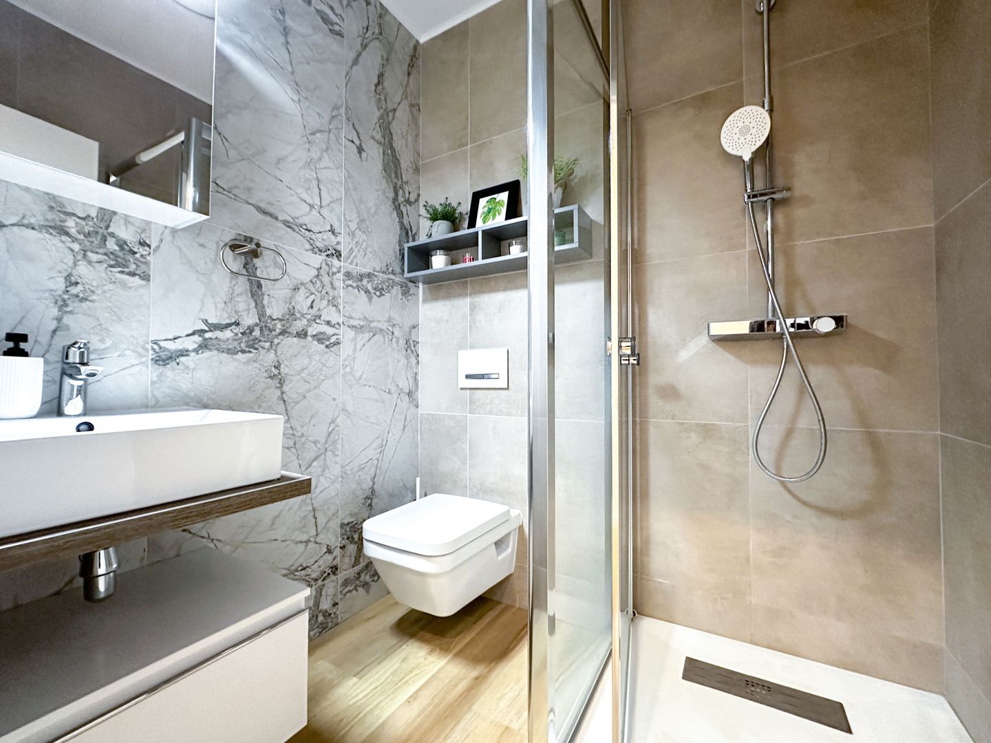 Chirie I Apartament 3 camere I Iancu Nicolae I Boxa & Spa & Gym & 2P - Poză 9