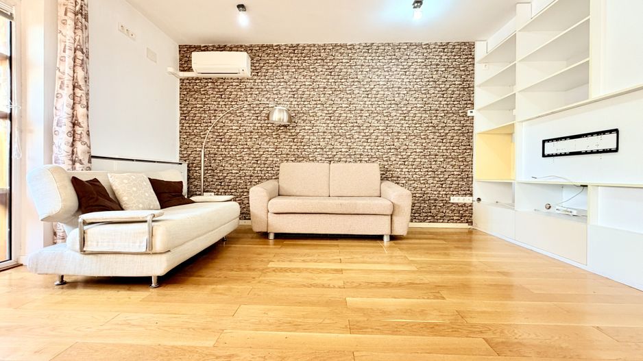 Apartament elegant -curte proprie - garaj - Poză 2