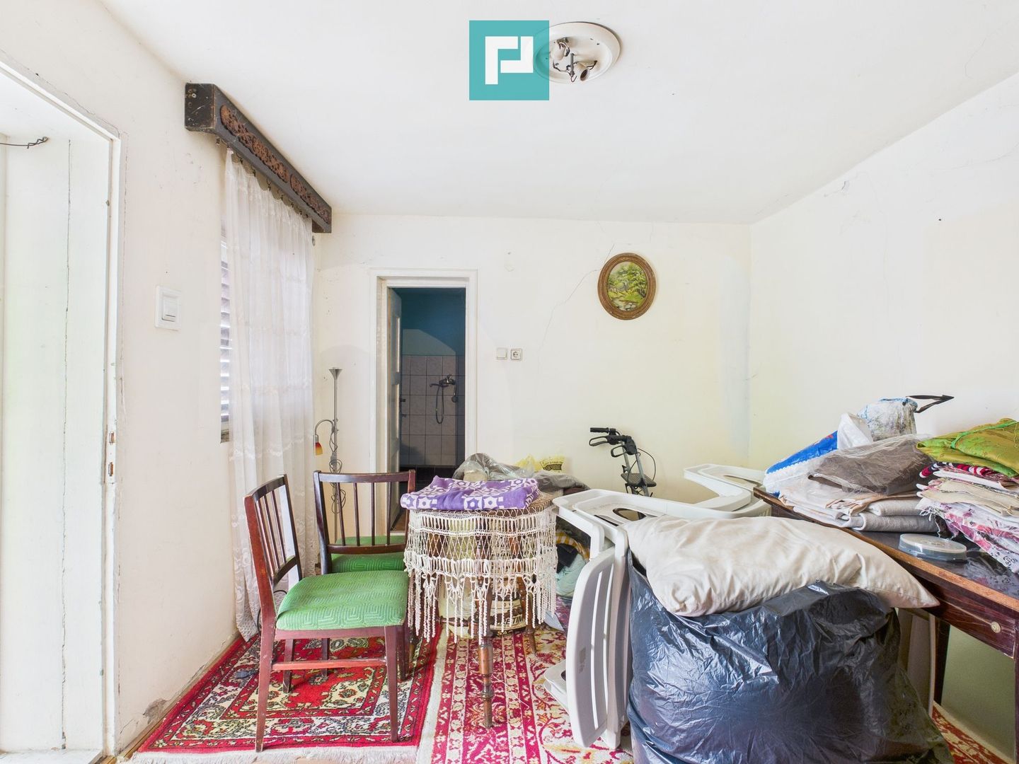 Casă cu 2 corpuri  și 5 camere în Livada - Poză 14