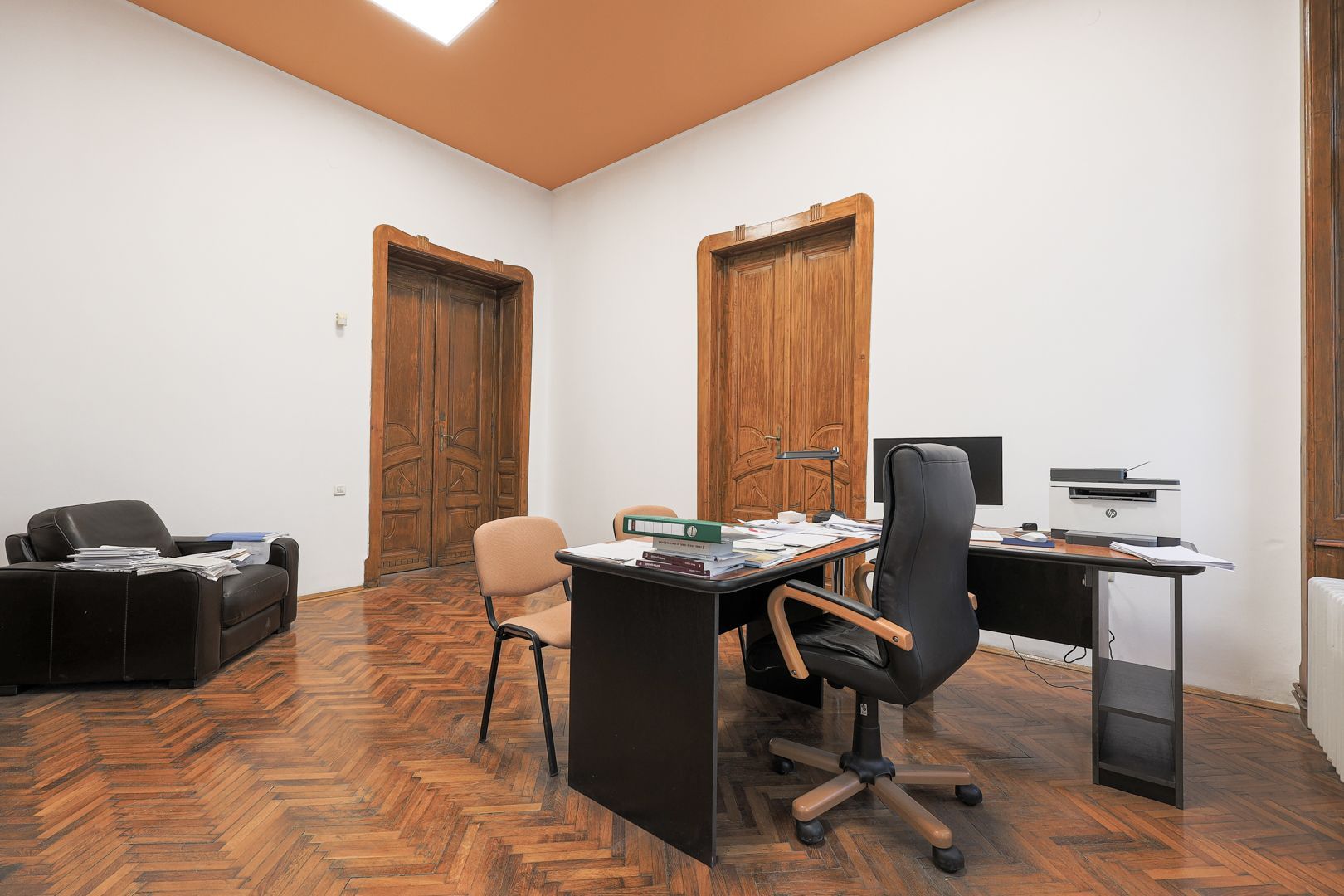Apartament 6 camere cu potențial de birou în Palatul Kovacs - Poză 8