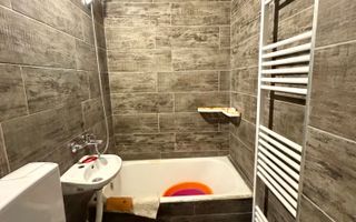 Garsoniera + balcon | Parter | Zona Micro 17,  str. Ostrovului - Poză 9