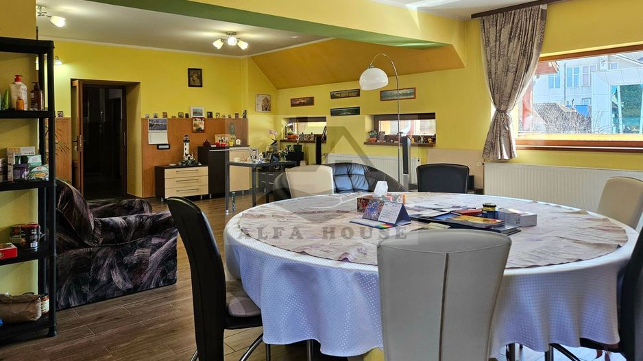 Casă plus Spațiu comercial 741 mp, Teren 906 mp Brasov - zona Blumana - Poză 4