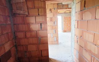 Vilă P+1 la roșu, 5 camere, 143 mp utili, teren 450 mp, Cocosesti - Poză 42