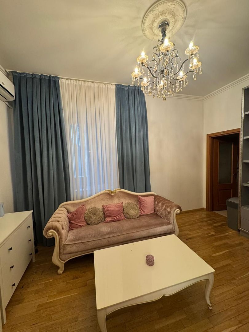 Spatiu comercial de inchiriat Piata Romana bd Magheru - Poză 5