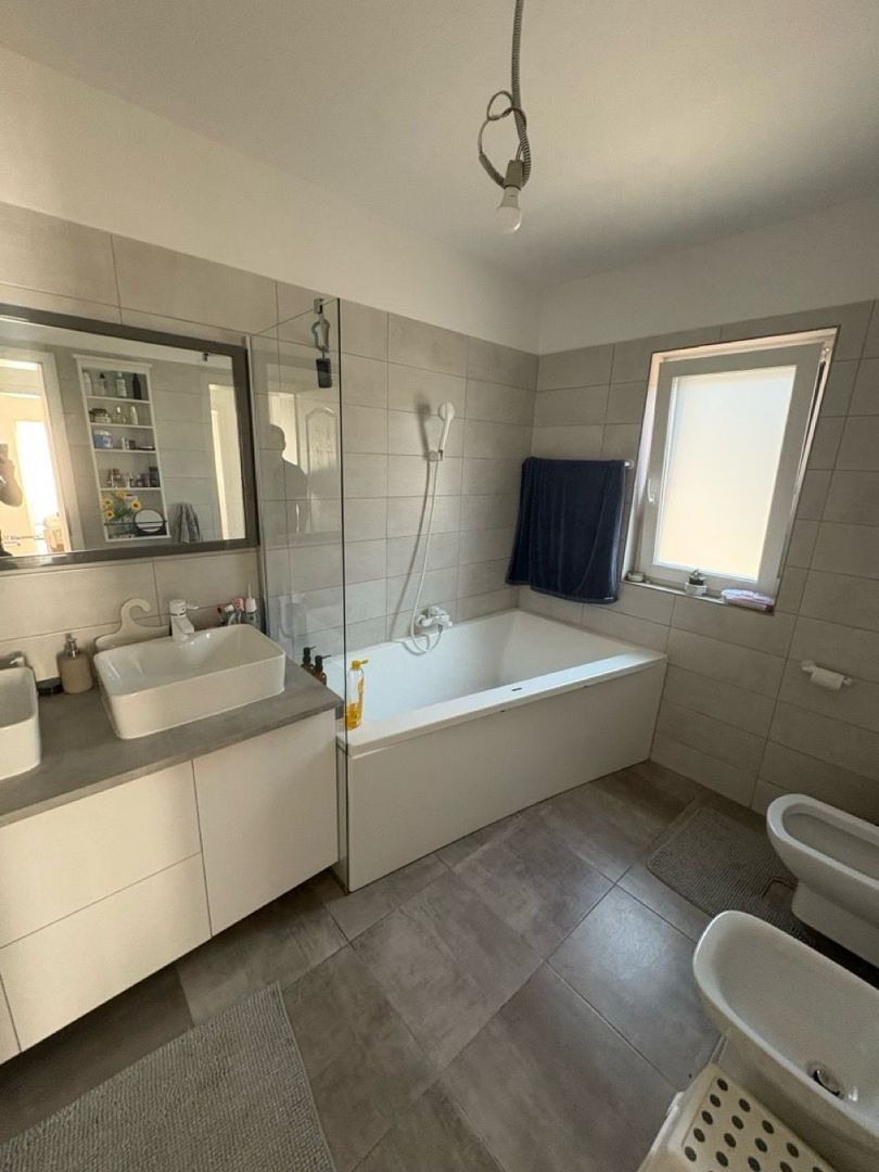 Duplex - 3 dormitoare- 214.000€ | Ghiroda | - Poză 4