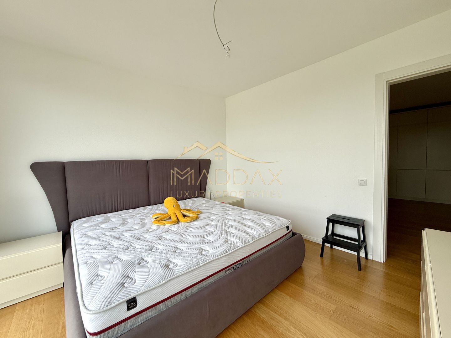 Apartament cu 4 camere  *122mp* / 1 Parcare Subetarana / Floreasca - Lake View - Poză 15