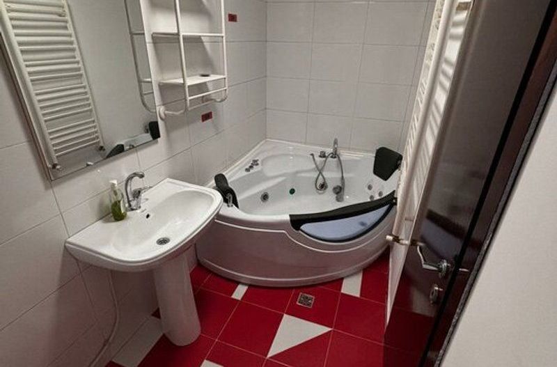 Casa singur curte Toporasi Cladova - Poză 16