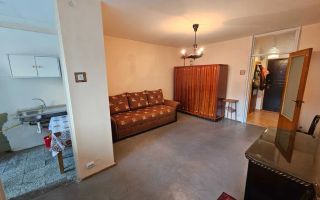 Garsoniera de renovat etaj intermediar Piata Delfinului - Poză 2