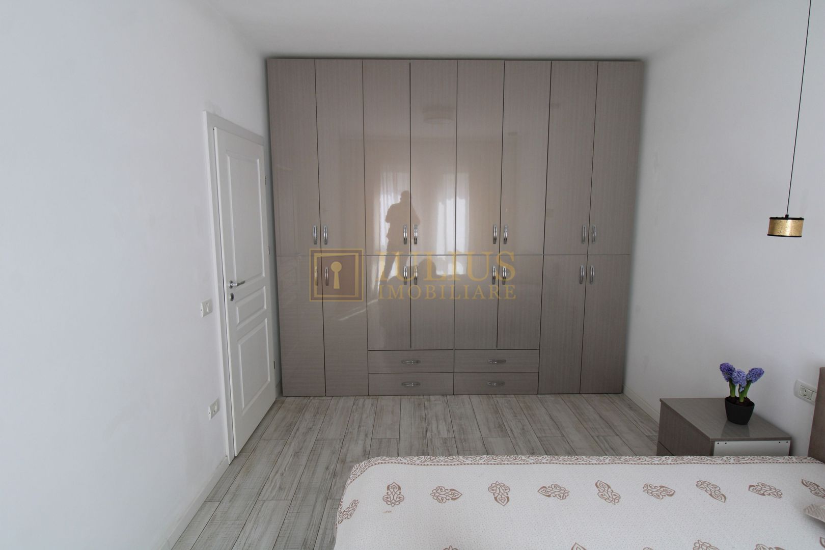 2 camere, zona Girocului-zona linistita, loc de parcare - Poză 3