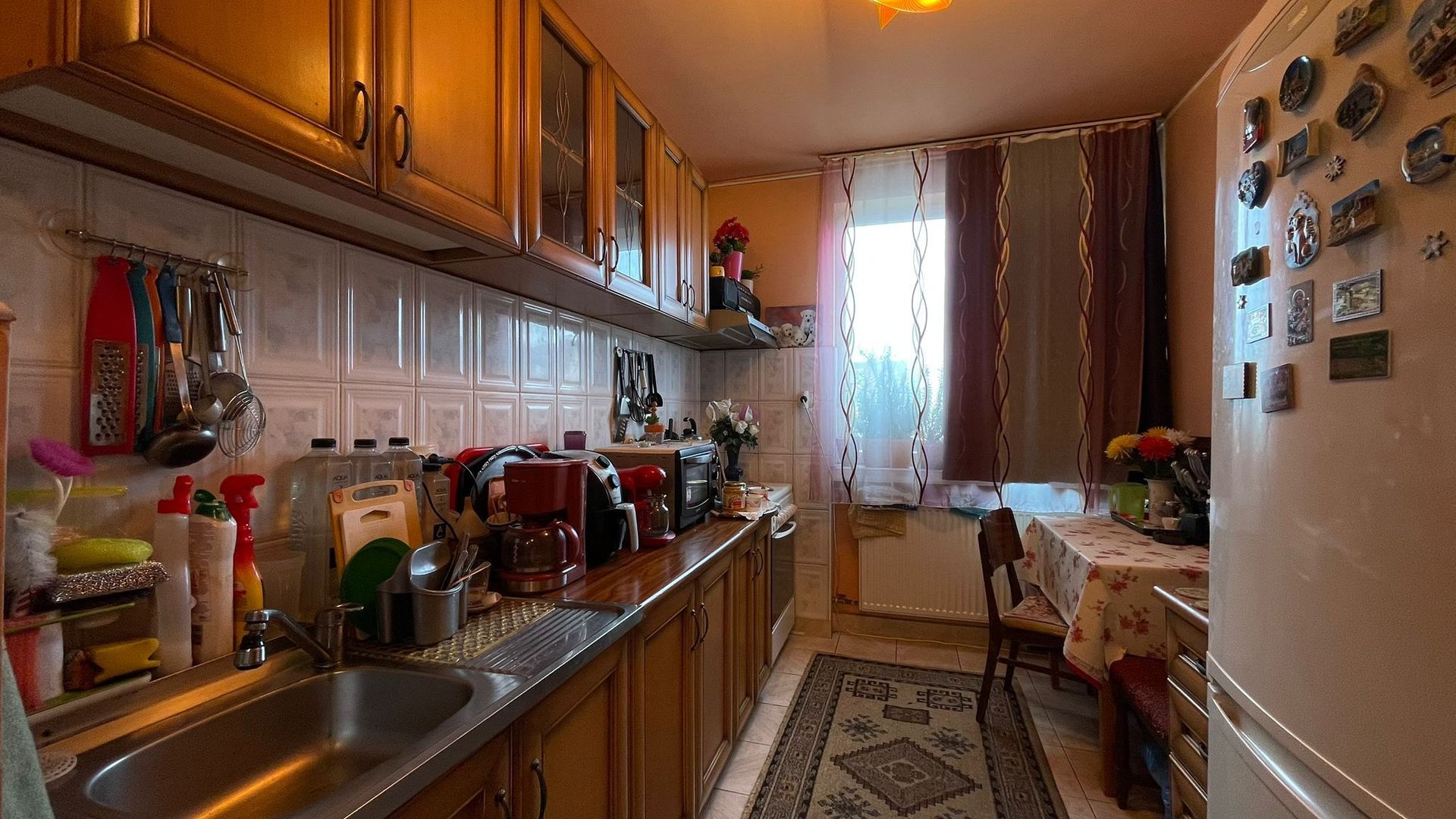 APARTAMENT CU 2 CAMERE, DECEBAL, ETAJ 3 - Poză 2