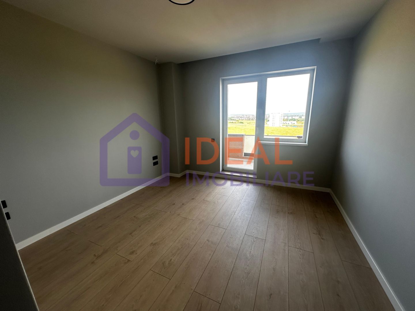 Penthouse cu 3 camere LA CHEIE, cu terasa de 191mpu, zona Calea Surii Mici - Poză 21