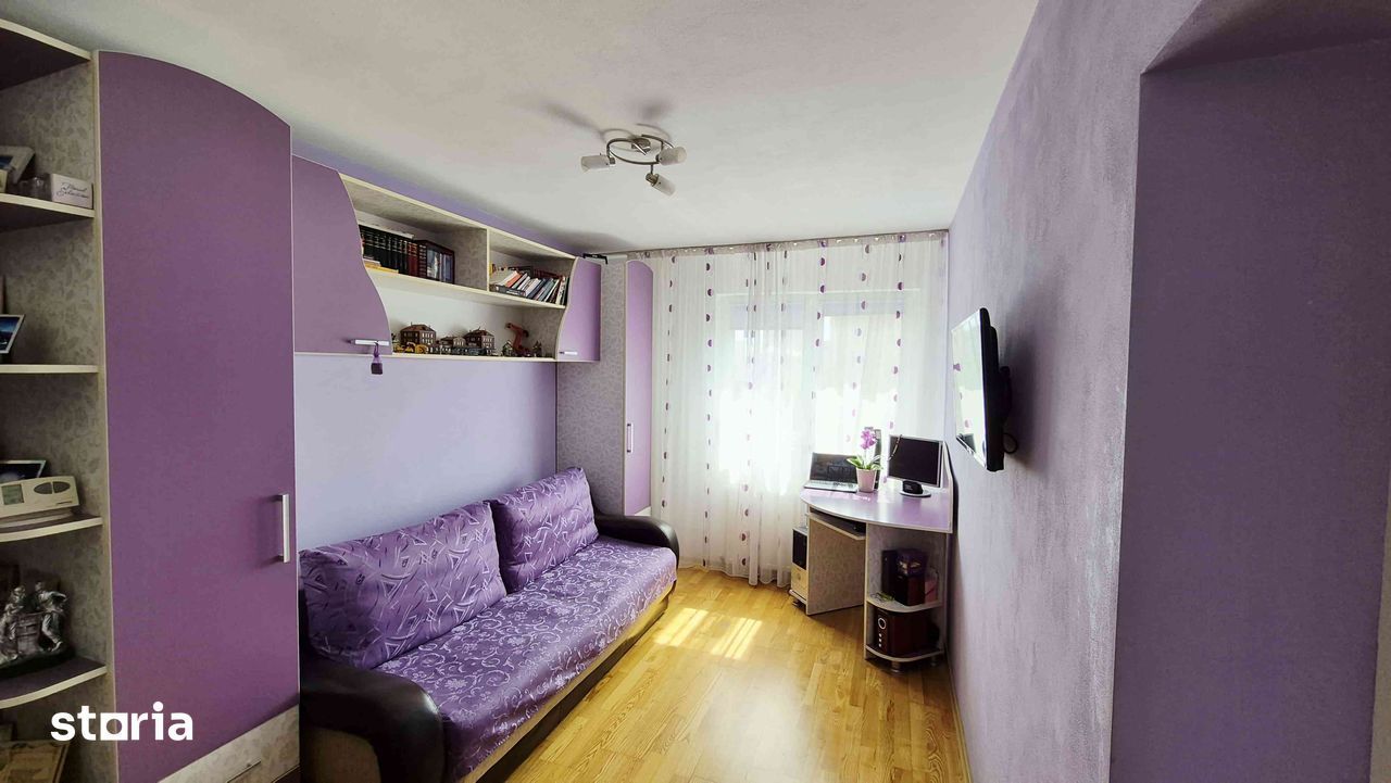 Apartament 2 camere Cetate – Complet Renovat Izolat Loc Parcare Privat - Poză 1