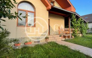 Casa de vânzare cu 4 camere in Santandrei, Bihor. - Poză 1