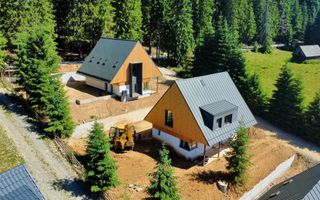 6 Case de vacanta localitatea Marisel jud Cluj la drumul Judetean DJ107P - Poză 22