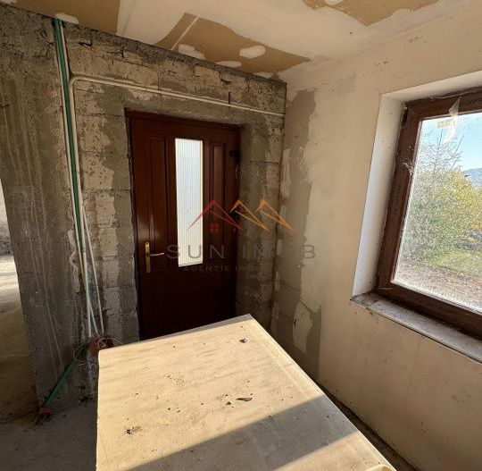 Vila S+P+E, priveliste deosebita, 6 camere, garaj, terasa, Cornu, PH - Poză 18