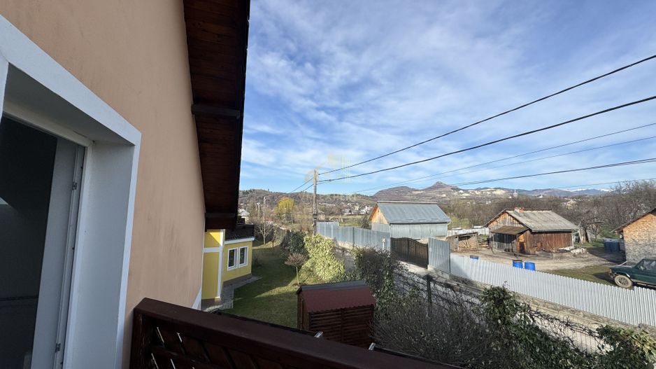 VILA 5 CAMERE,TEREN 560 MP, CAMPULUNG, ARGES - Poză 27