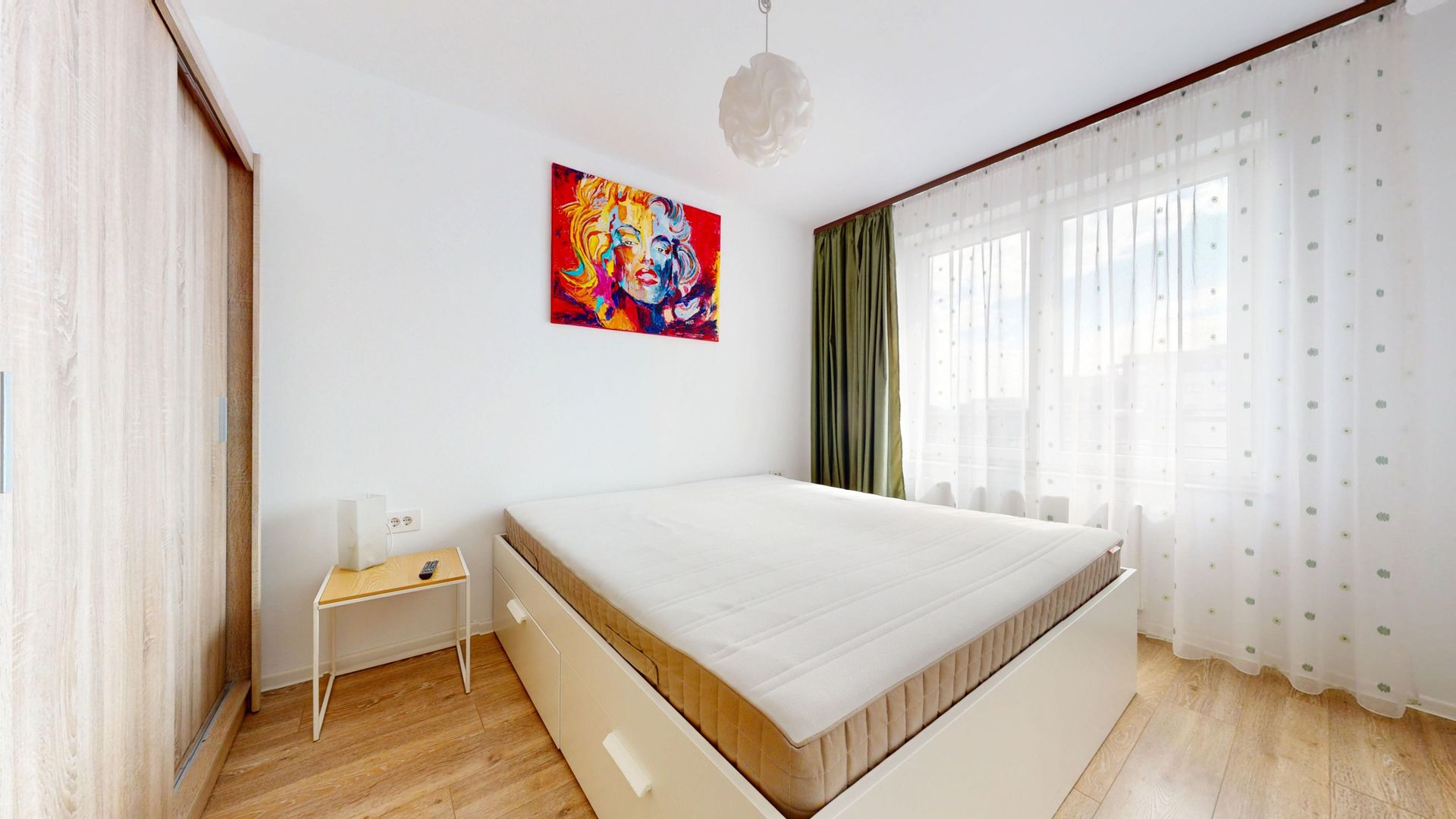 Coresi Urban Vibe | Apartament modern cu vedere directă la pietonală - Poză 14