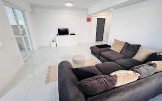 Eleganta si confort | 2 camere in bloc nou, parcare – zona Panoramic - Poză 2