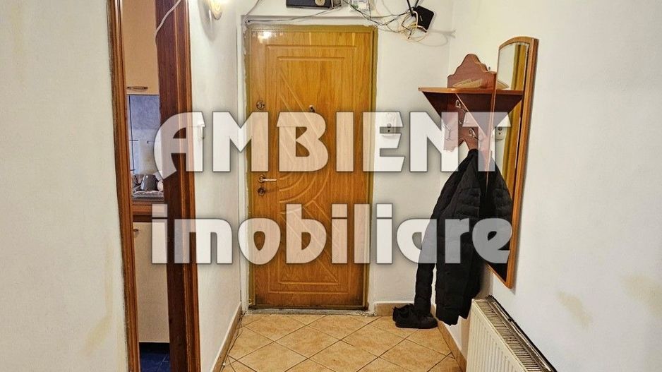 Apartament cu 4 camere, etaj 3, mobilat și utilat, zona DECEBAL; - Poză 3