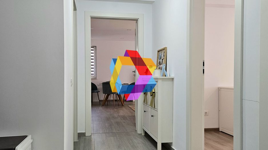 REZERVAT - Apartament trei camere, 81 mp  în zona Coresi- Urban - Poză 5