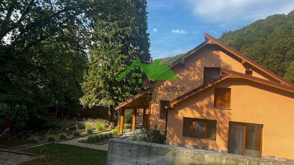 De vânzare – Casă P+M Ferneziu, zonă liniștită sub pădure 🌲 - Poză 21