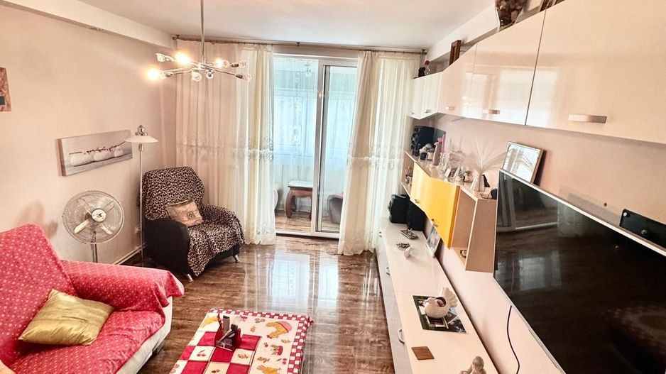 Apartament 3 camere, 64 mp, Nicolae Titulescu, etaj 4 - Poză 3
