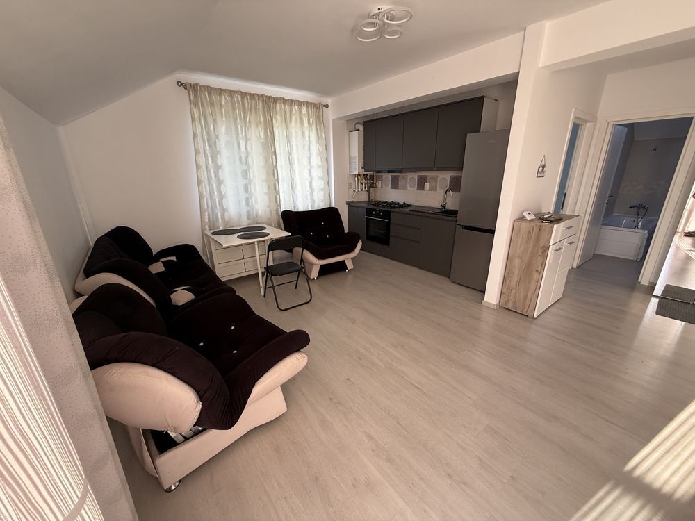 Apartament cu 3 camere de vânzare – Florești, Str. Tineretului - Poză 3