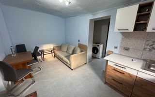 Casă cu curte comună, Zona Sala Sporturilor! - Poză 5