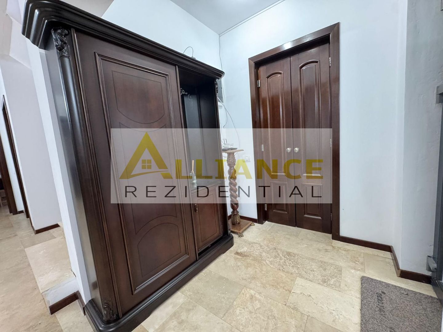 Vila individuala P+1 { Mobilata + utilata } - Teren 566 mp - Poză 11