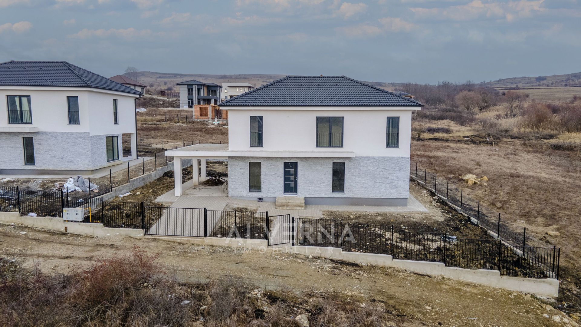 Casa individuala P+1 | 5 camere | 3 bai | 540mp teren | Chinteni - Poză 18