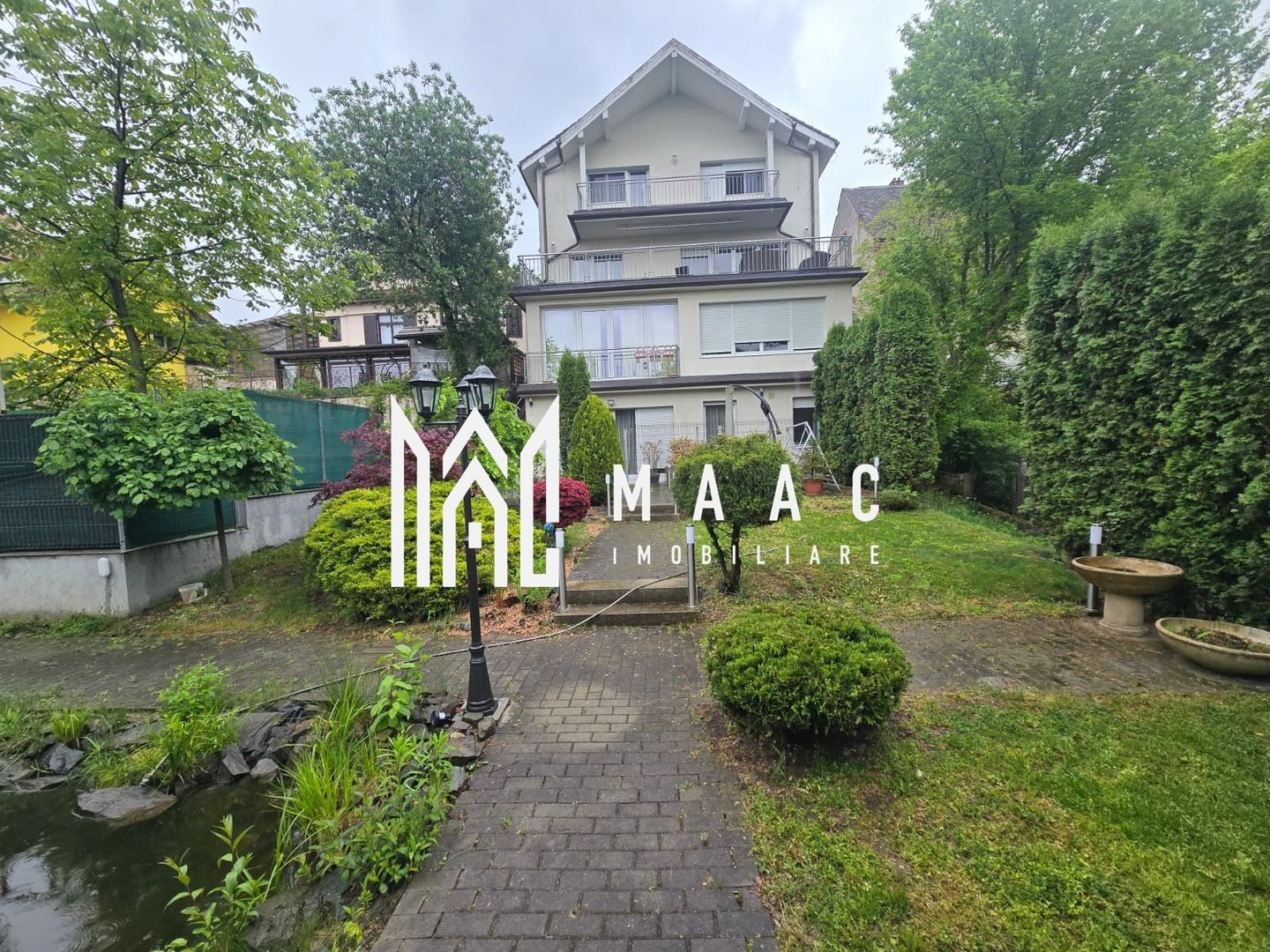Apartament superb cu gradina zona Sub Arini - Poză 15
