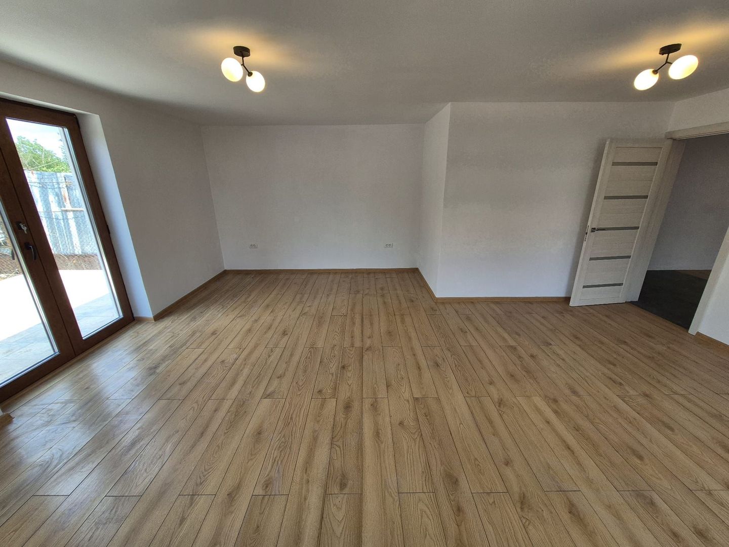 Vila/casa noua: P+M, Banesti-Prahova - 150 mp utili + teren 875 mp! - Poză 13