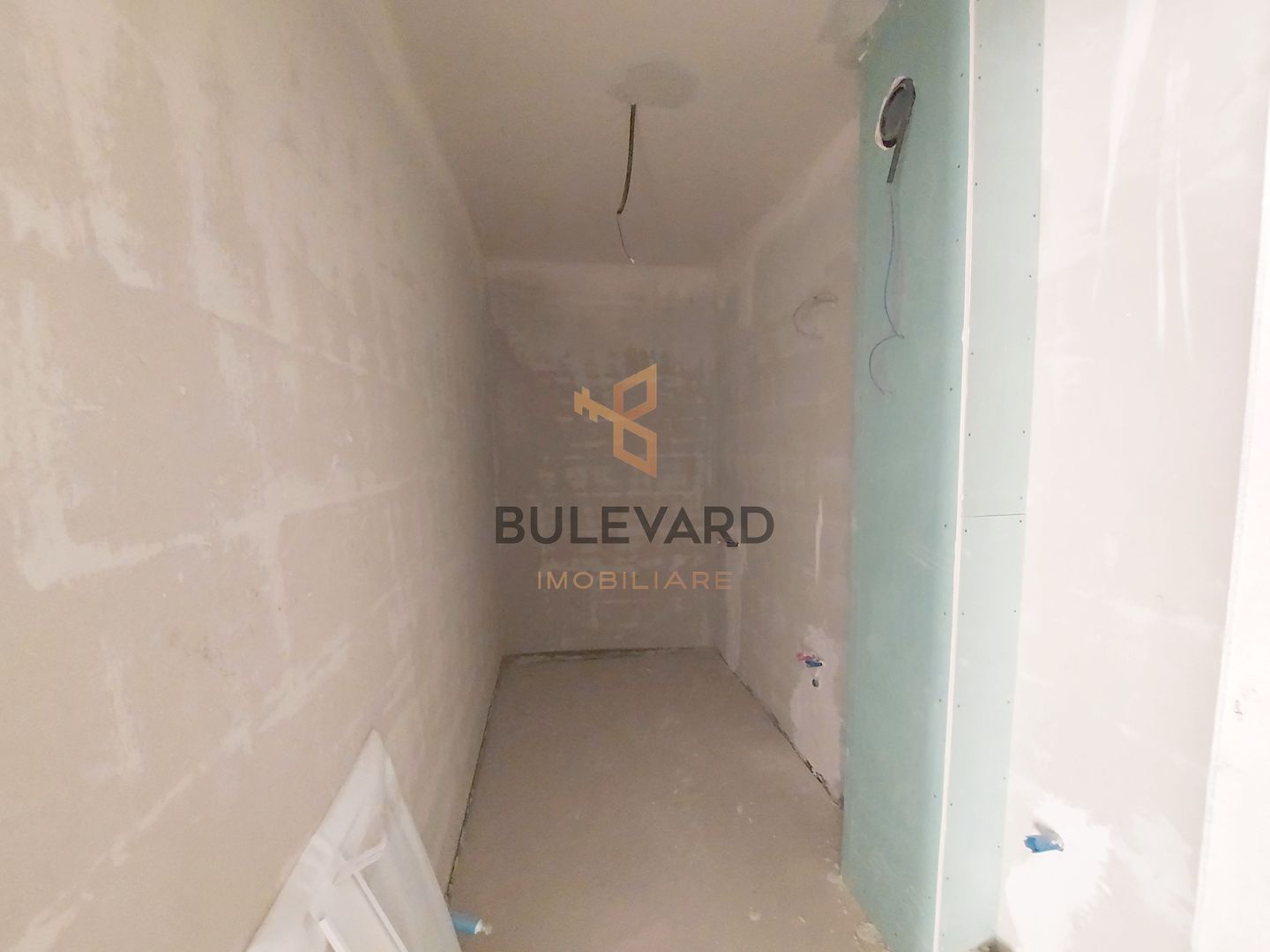 Apartament cu 3 camere+CF, zona strazii Tautiului! - Poză 9