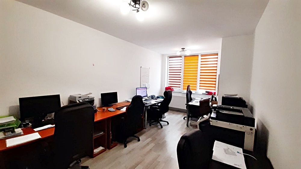 Avantgarden 3, garsoniera spatioasa si luminoasa pentru birouri, 300 e - Poză 1