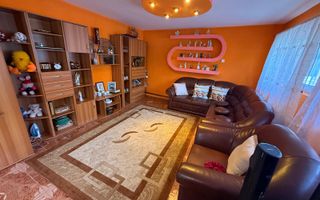 Vila S+P+1,+ garaj inchis + terasa si teren intravilan 6300 mp - Poză 10