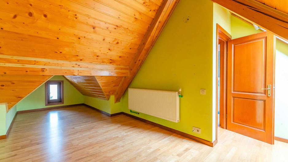 Apartament cu două dormitoare în Predeal, aproape de Pârtia Clăbucet - Poză 14