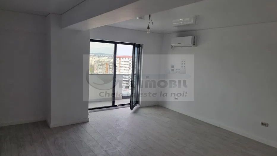 Ap2 cam, Decomandat, 70mp, Nicolina- 150.000 € - Poză 6