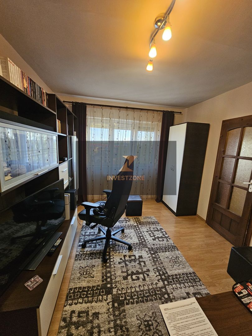 Vand apartament cu 2 camere - Poză 12