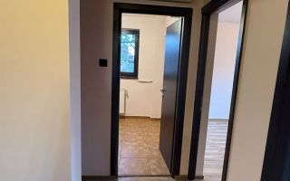 Ap 2 camere, zona Circumvalatiunii - Favorit, et 1, centrala - Poză 2