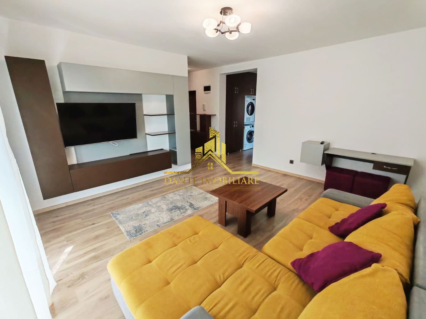 2 camere, mobilat modern, bloc nou, balcon, parcare, Buna Ziua - Poză 1