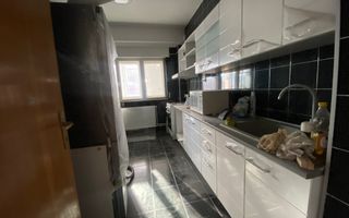 DUPLEX CU 3 DORMITOARE IN ZONA P-TA VICTORIEI - Poză 4