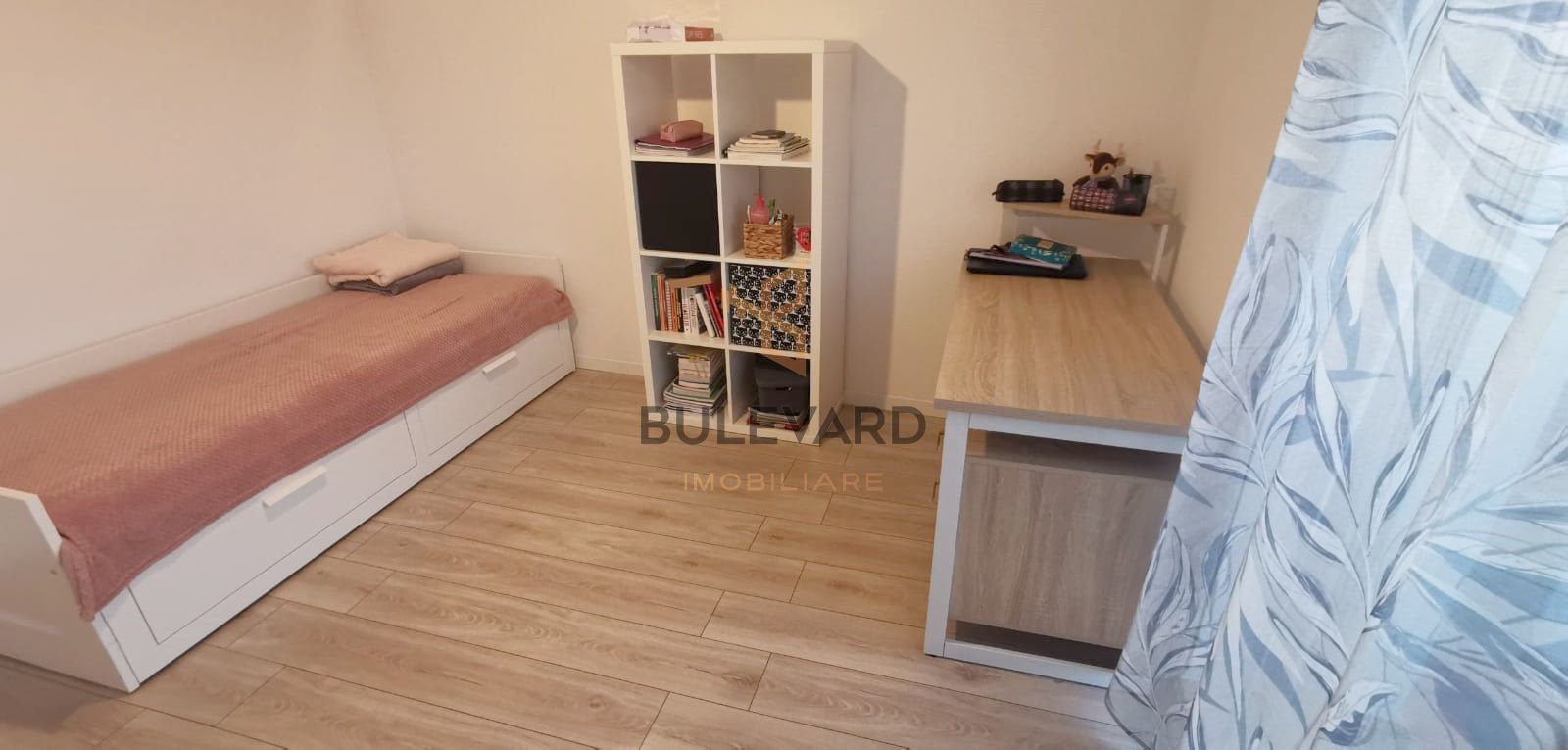 Apartament cu 3 camere decomandate in zona centrala! - Poză 3