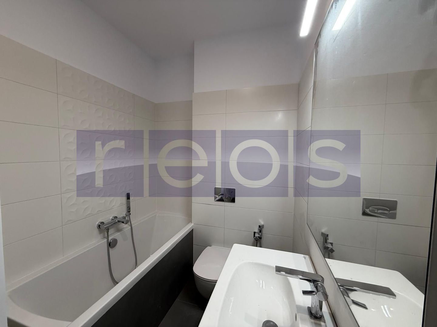 VANZARE 2 CAMERE 63MP | SOS NORDULUI | BLOC NOU | LOC PARCARE | TERASA - Poză 5