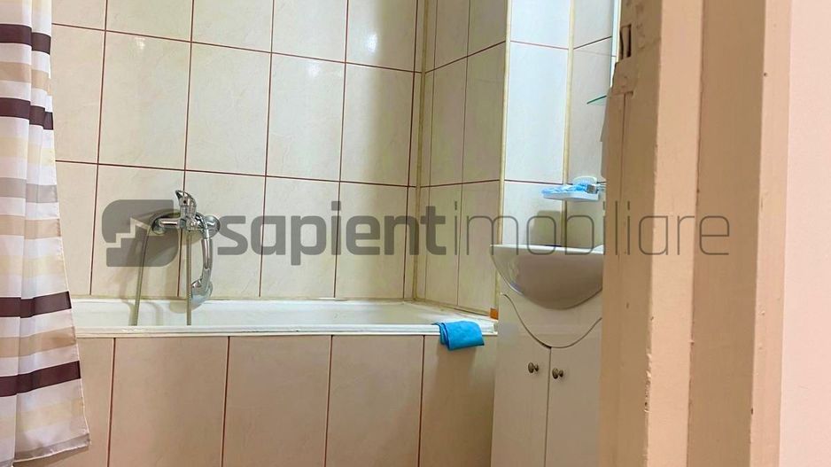 GARSONIERA IN ORADEA - Poză 9