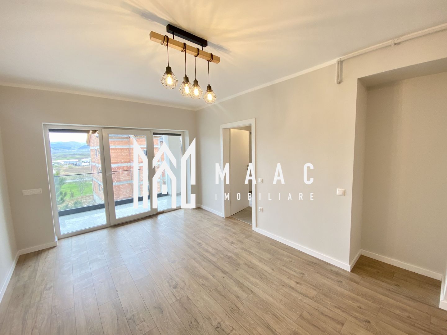 Apartament 2 camere - intabulat, finisat la cheie I Comision 0% - Poză 2