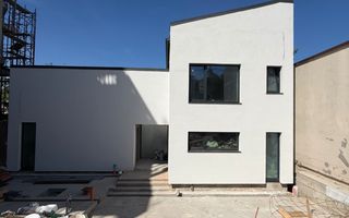 Vila de lux/ ultracentral/ Craiova - Poză 1