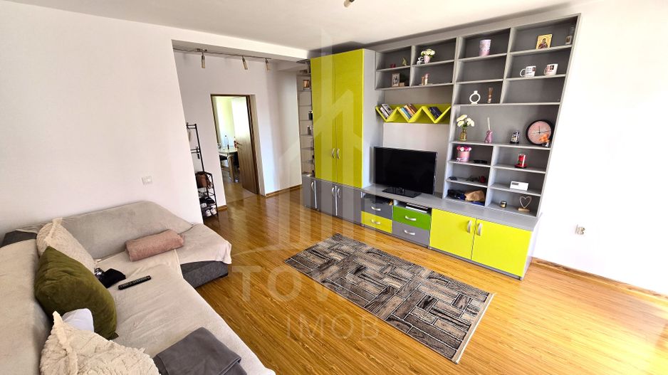 Apartament 3 camere decomandate etaj 1 Zona Selimbar - Poză 6