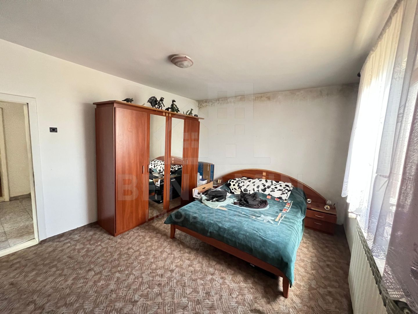 De-Vanzare-Case-16-Camere-400mp-Utili-1100mp-Teren-Sacele-Brasov - Poză 9