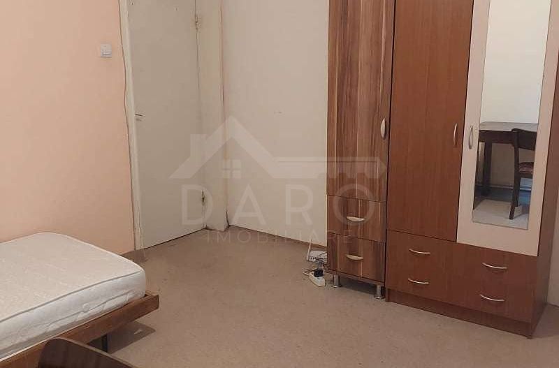 oferim spre inchiriere apartament cu 3 camere  Tudor - Poză 3