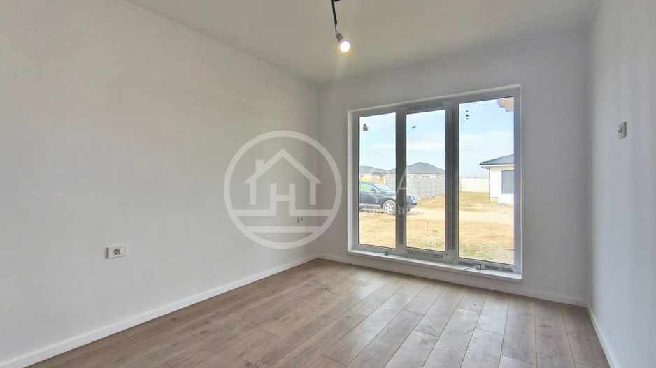 Casa de inchiriat cu 4 camere in Cheriu, Bihor - Poză 17